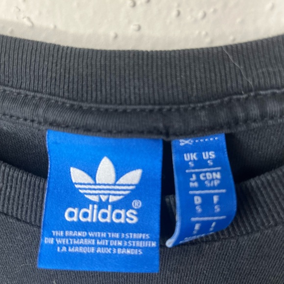 ❤️ADIDAS shirt - Picture 2 of 4